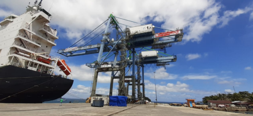 एबीबी क्रेन प्रदर्शन को अधिकतम करता है इंडोनेशिया ` प्रमुख बंदरगाह ऑपरेटर